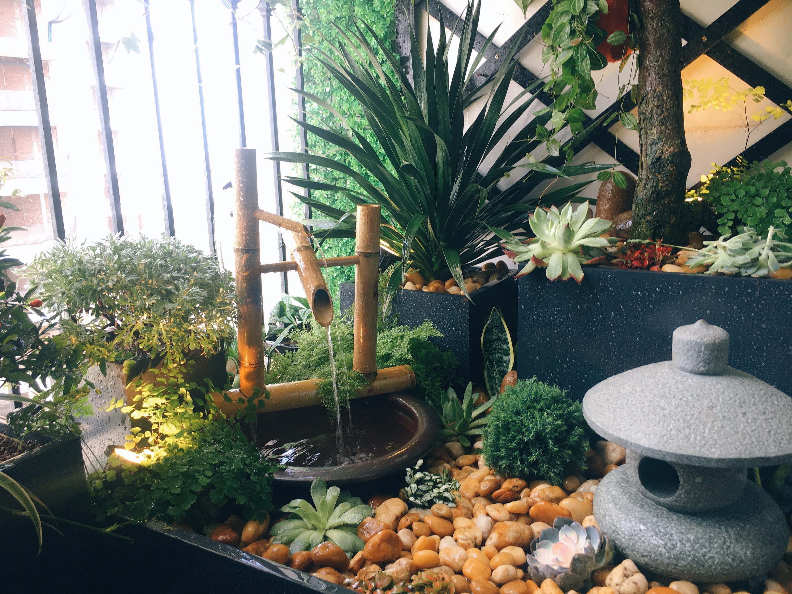 Minimal Water Feature
